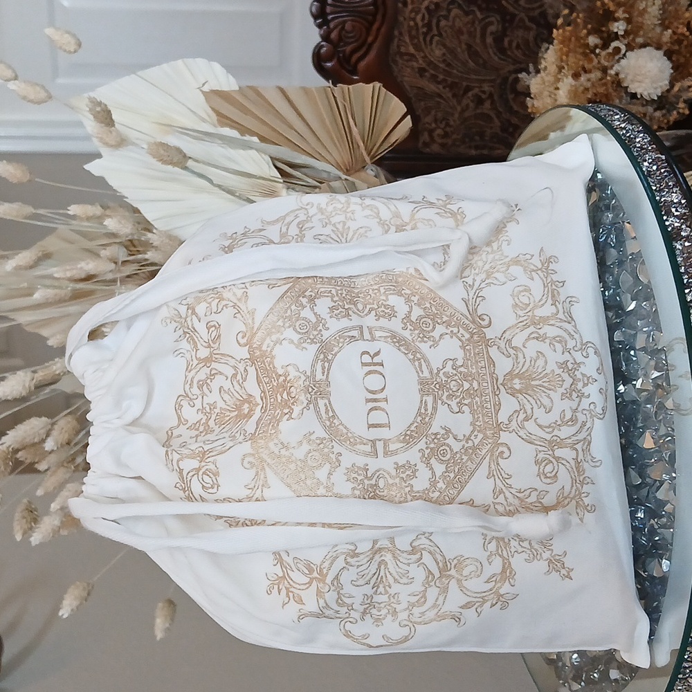 Dior Novelty Drawstring Pouch Limited Edition White And Gold - Picture 11 of 17